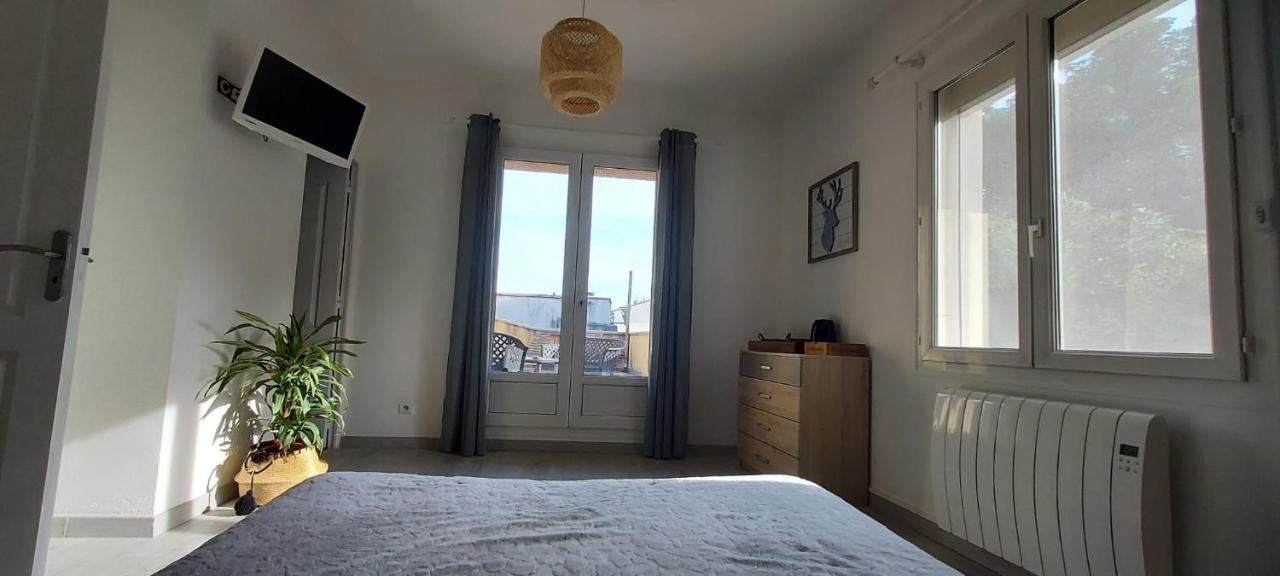 Chambre Avec Terrasse Διαμέρισμα Sarrians Εξωτερικό φωτογραφία