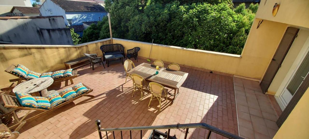 Chambre Avec Terrasse Διαμέρισμα Sarrians Εξωτερικό φωτογραφία